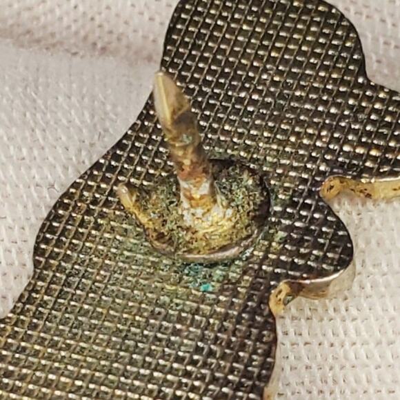 Disney Designs Vintage Goofy Enamel Pin - Picture 10 of 12